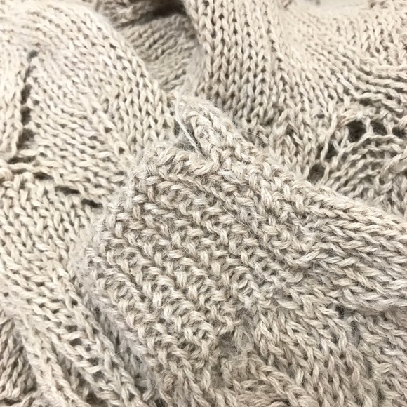 Vintage eyelet oversized knit sweater - Picture 4 of 4